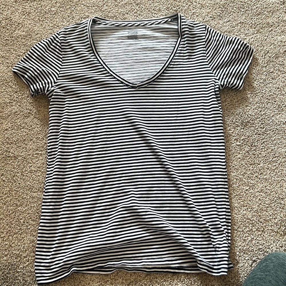 PINK black and white striped t shirt. Size Small only worn once.
